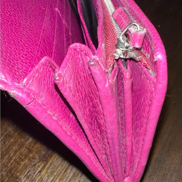 Authentic Gucci Horsebit Flap Continental Pink Leather Wallet, pre-loved - Picture 9 of 12